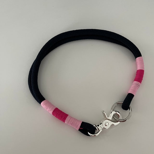 Wunderschönes Set Halsband und Leine, tiefseeblau, rosa, pink, Halsumfang 57cm, Einzelstück
