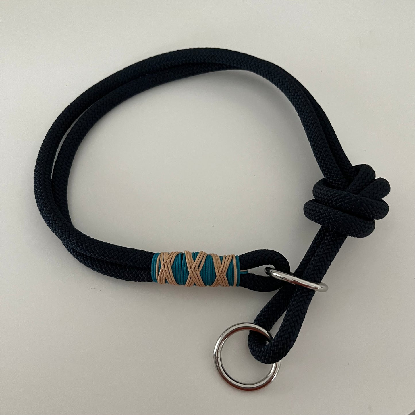 Retrieverhalsband mit Zugstop, tiefseeblau, aqua, sand, Kopfumfang bis 55cm, Größe verstellbar, Einzelstück