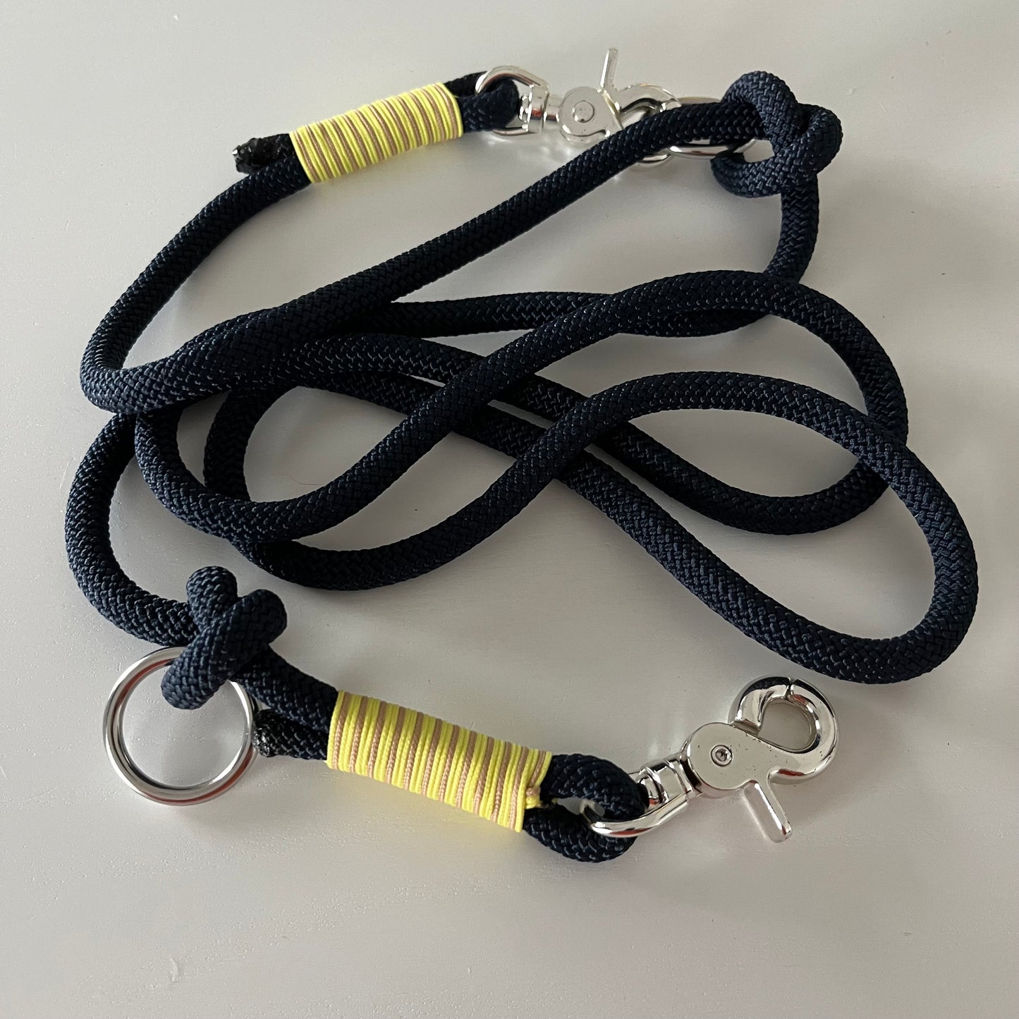 Wunderschönes Set Retriever Halsband und Leine, tiefseeblau, gelb, sand Gr.XXS Einzelstück