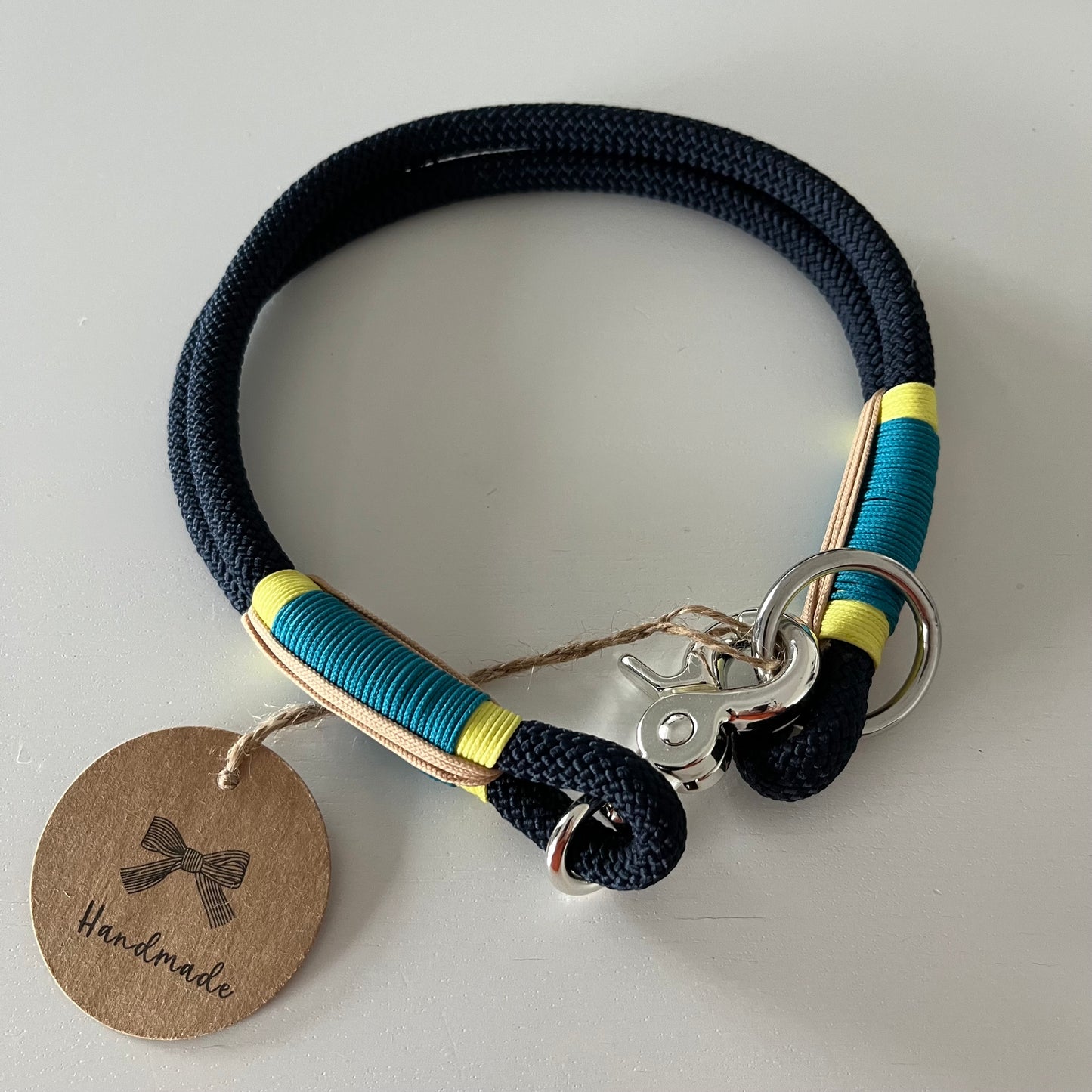 Wunderschönes Set Halsband und Leine, tiefseeblau, aqua, sand, gelb, Halsumfang 52 cm, Einzelstück